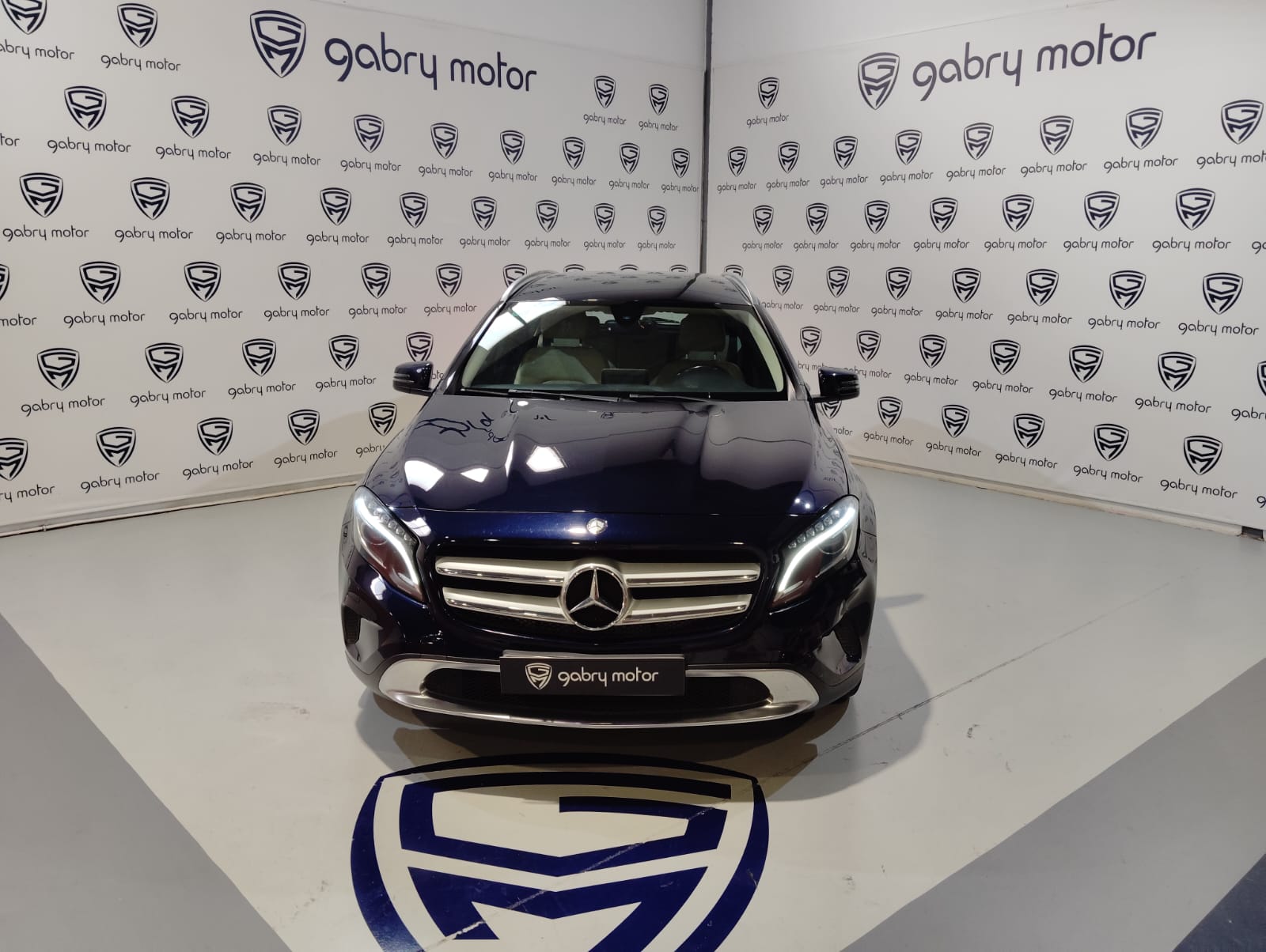 MERCEDES GLA 200D