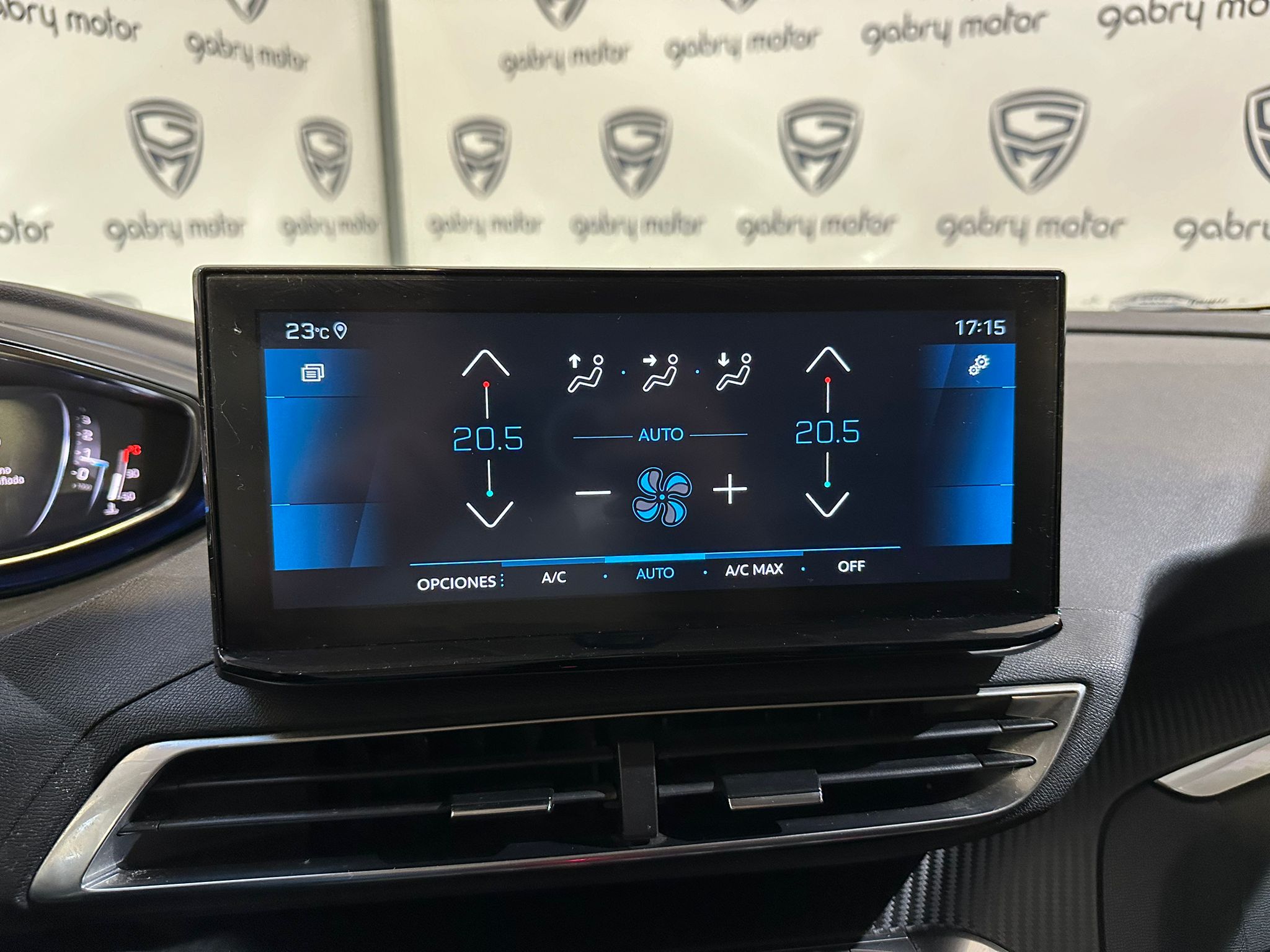 PEUGEOT 5008 active 1.5 BlueHDI