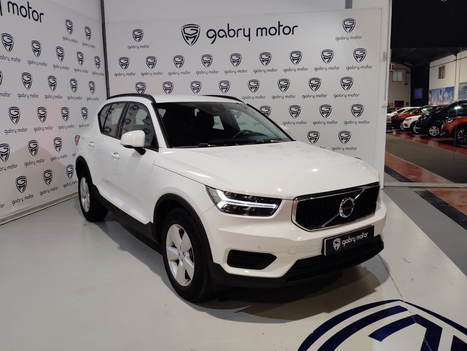 VOLVO XC40 T2 1.5 Bluehdi